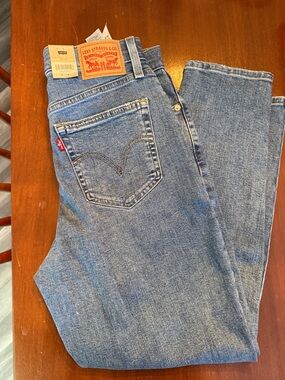 Levi's Women's size 29x29 Mom Denim Jeans